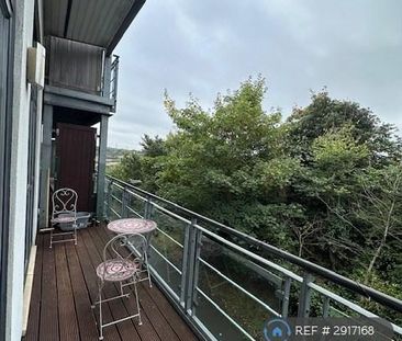 2 bedroom flat to rent - Photo 5
