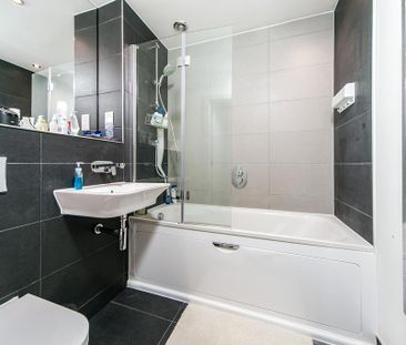 1 bedroom flat to rent - Photo 6