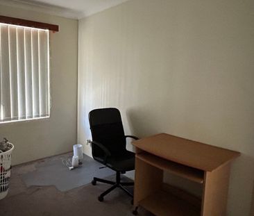 Queens Park - Photo 5