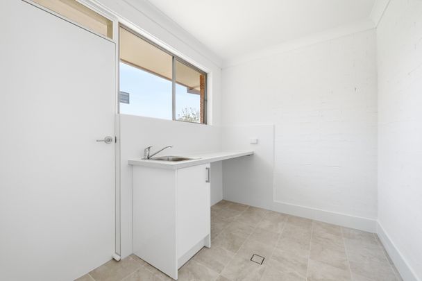 43 Merinda Drive, Port Macquarie NSW 2444 - House For Rent | Domain - Photo 1