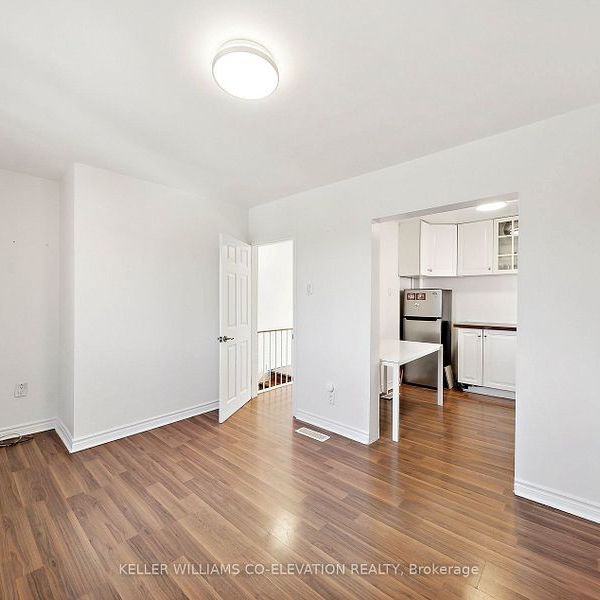 For Lease - 681 Scarlett Road Unit# Upper Level, Toronto, Ontario - Photo 1