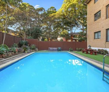 Hurstville - Photo 5