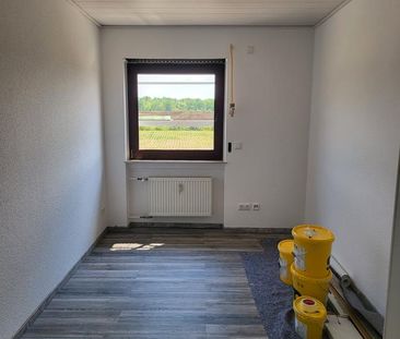 3-Zimmer-Wohnung im 2. OG in Ortsrandlage - Photo 2