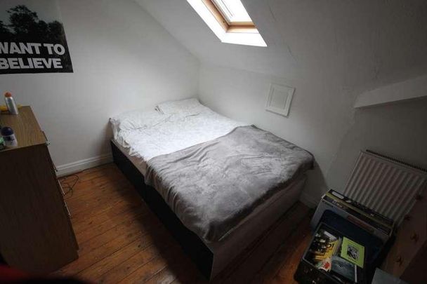 Hessle Walk, Hyde Park, Leeds, LS6 - Photo 1