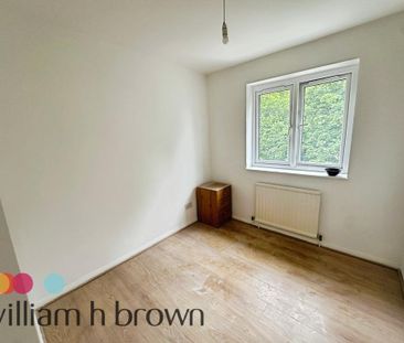 4 bedroom townhouse to rent - Photo 4