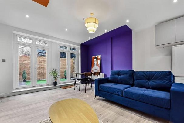 1 bedroom in a house share to rent - Photo 1