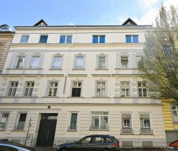 Großzügige, WG geeignete 4-Zimmer-Wohnung mit traumhaftem Balkon Nä... - Photo 3
