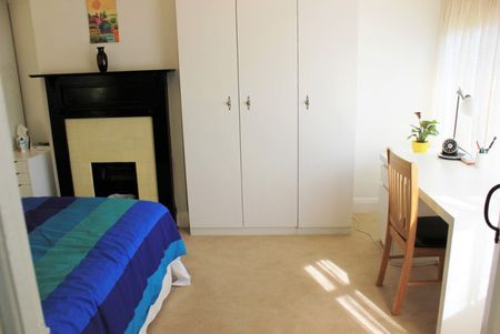 Hillside, Kingsbury, NW9 - Photo 4