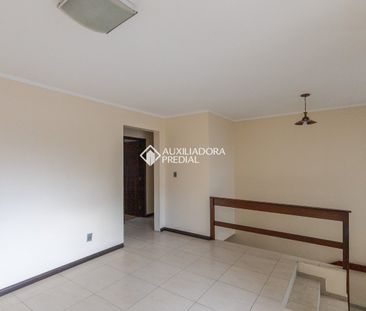 Casa com 6 quartos e 350m² para alugar em Harmonia, Canoas. - Foto 6