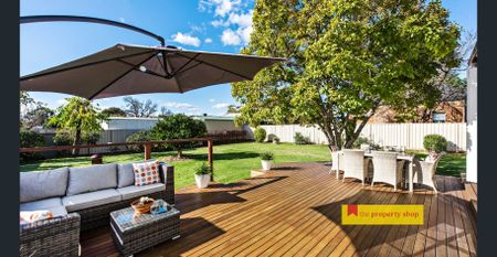 COTTAGE LIVING - Photo 3