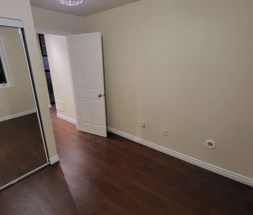 For Lease - 5035 Oscar Peterson Boulevard Unit# 82, Mississauga, On... - Photo 2