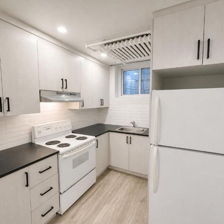 3.5 (Basement) Apartment Available For July 2026 - A louer • For Rent - Photo 4