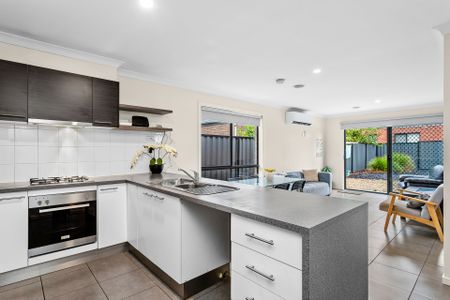 Exclusive Rooming House &lpar;Bed&plus;Bath&plus;Carspace&rpar; - Photo 5