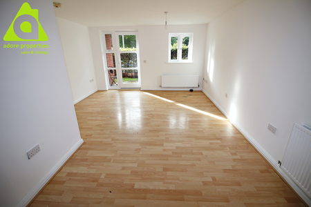 2 bedroom apartment to rent - Photo 4