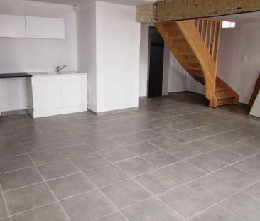 Location appartement 3 pièces, 69.00m², Neuville-aux-Bois - Photo 2