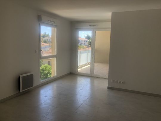 Location Appartement 1 pièce 38m² BEZIERS 34500 - Photo 1
