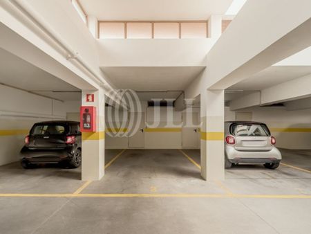 4 room luxury Apartment for rent in Boavista (Aldoar), Porto, Distrito do Porto - Photo 5