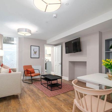 2 bedroom serviced apartment to rent - Photo 3