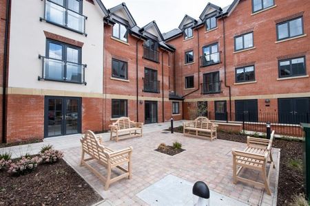 1 Bedroom Apartment To Let - Photo 3