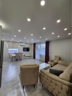 APARTAMENT DE LUX CU TERASA DE 82 MP | 4 CAMERE| ZONA VIVO! FLORESTI - Photo 1