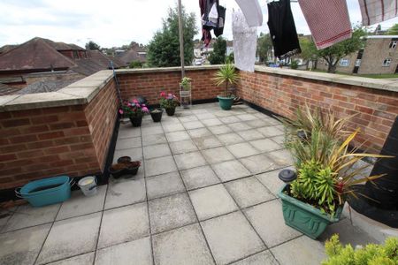 3 bedroom maisonette to rent - Photo 5