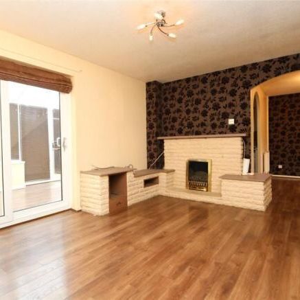 3 bedroom end of terrace house to rent - Photo 1