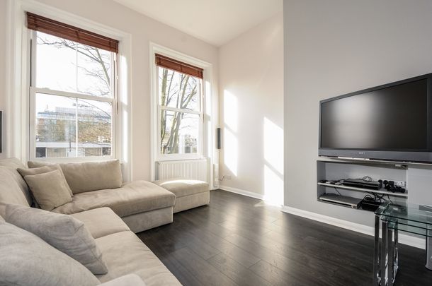 Fellows Road, London, NW3 - Photo 1