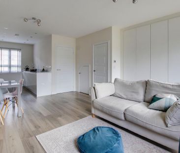 2 bedroom end of terrace house to rent - Photo 4