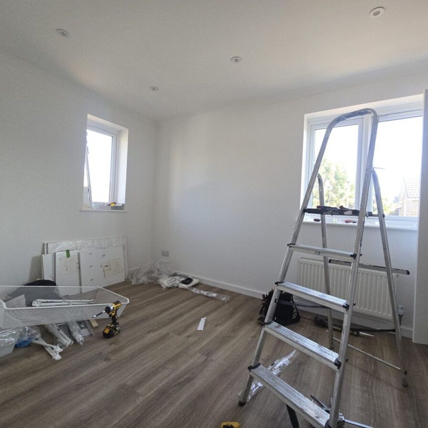 Lichfield Road, NW2 - Photo 1