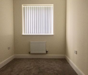 2 bedroom link detached house to rent - Photo 1