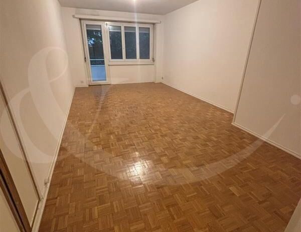 Avenue de Miremont 15, Studio with balcony - Photo 1