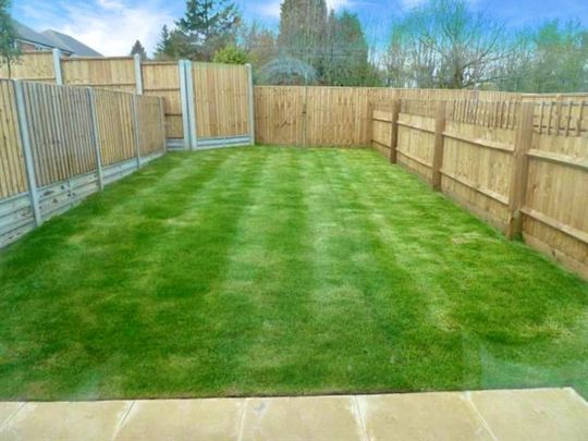 2 bedroom semi-detached house to rent - Photo 1