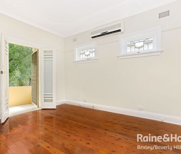 18 Lloyd Street, Bexley, NSW 2207 - Photo 6