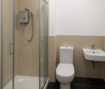 8 Lady Wallace Avenue, Lisburn, BT28 3QR - Photo 1