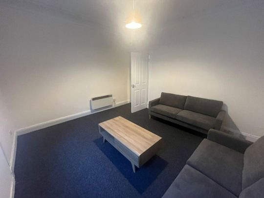 GR Baldovan Terrace, Dundee - Photo 1