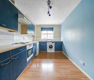 Elm Park, Bath Road, RG30 - Photo 1