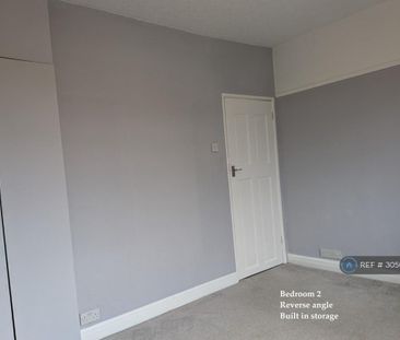 3 bedroom semi-detached house to rent - Photo 6