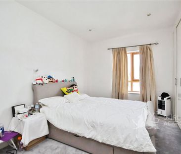 Trinity Gate, Epsom Road, Guildford, Surrey, GU1 3PN - Photo 3