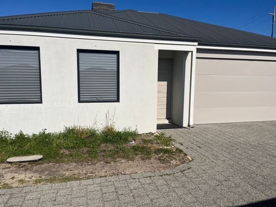 62C Henry Street, East Cannington WA 6107 - Villa For Rent | Domain - Photo 1