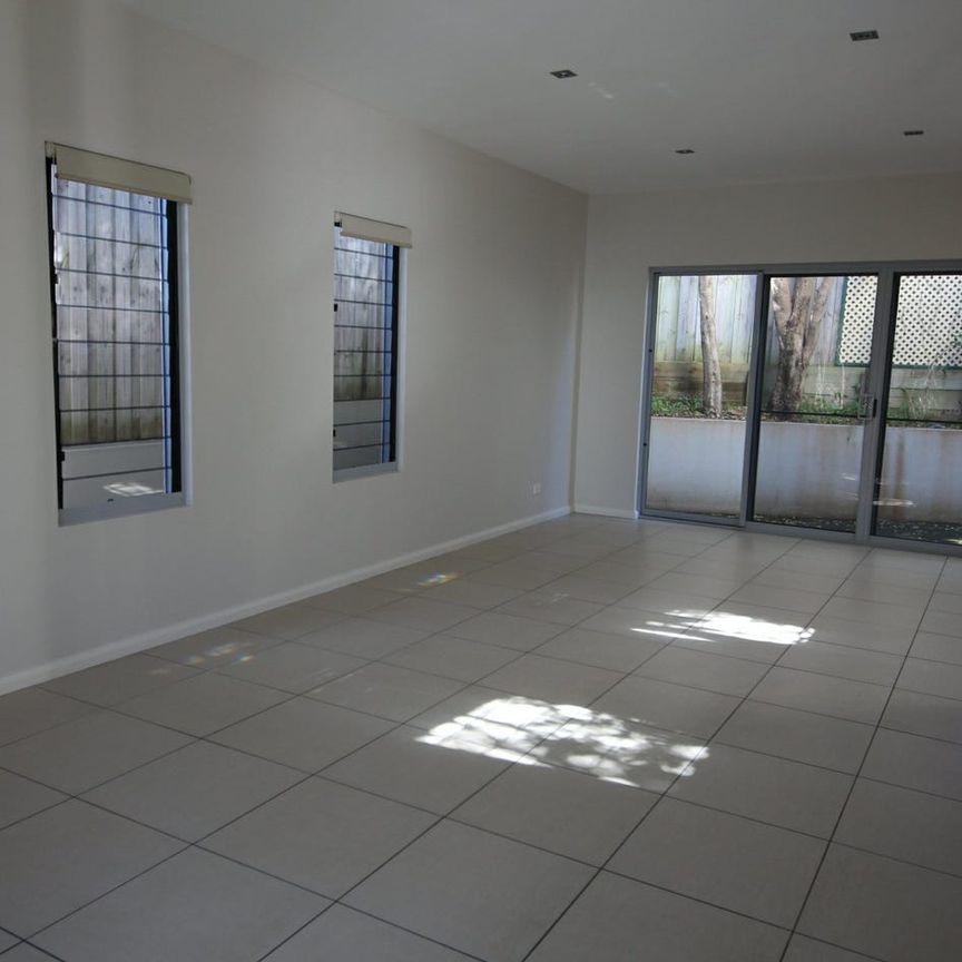3 Bedroom townhouse - Photo 1