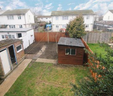3 bedroom semi-detached house to rent - Photo 1