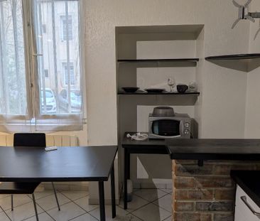 Location Appartement 1 pièce 18m² - Photo 4