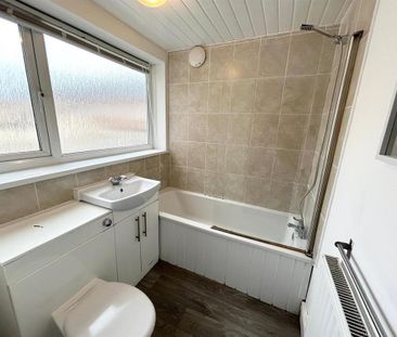 2 bedroom terraced house to rent - Photo 6