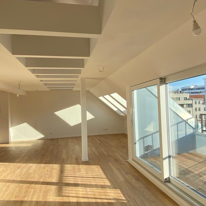 Erstbezug - Traumdachgeschoss mit Galerie, 2 Sonnenterrassen und Blick bis zum Potsdamer Platz - Photo 1
