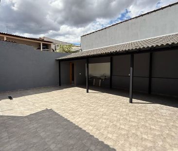 ALUGA-SE CASA DE 04 QUARTOS NA QNA EM TAGUATINGA NORTE - BRASÍLIA/DF - Foto 4