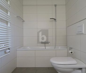 ZWEISTÖCKIG UND MODERN MIT NEUEM DACH - Photo 3