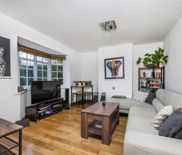 Neale Close, Hampstead Garden Suburb, N2 - Photo 2