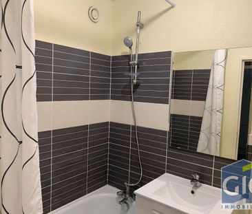 Location Appartement 3 pièces 57m² - Photo 3