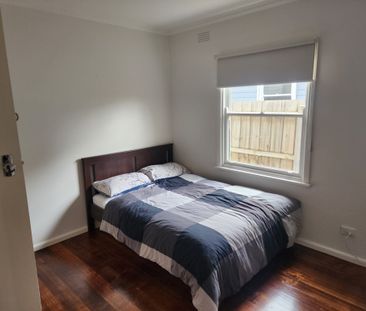 Dandenong North - Photo 3