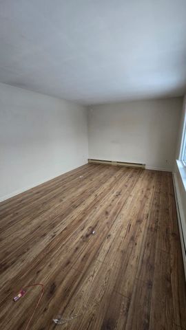For Lease - 63 Donald Street Unit# 5, Belleville, Ontario - Photo 2